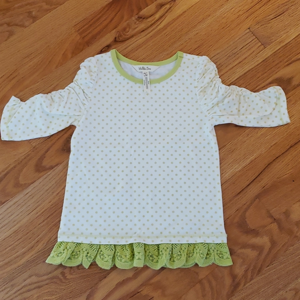 Adorable polka dot top